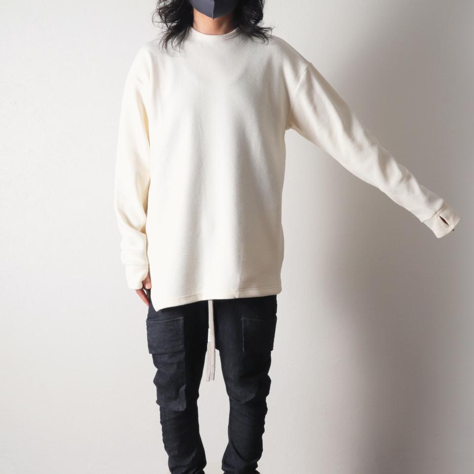 12812206.jpg