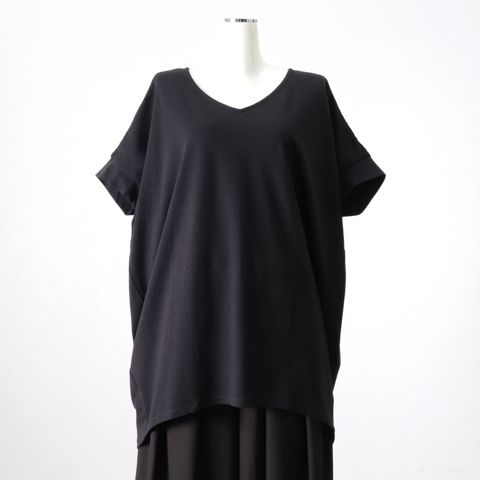 V neck cocoon P/O　BLACK