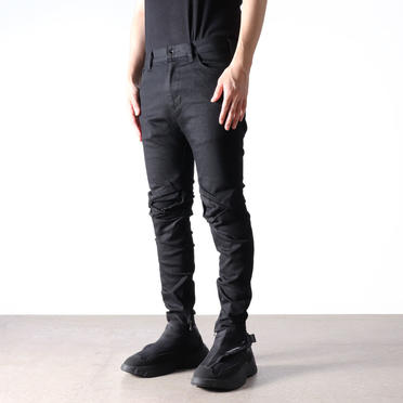 TUCKED KNEE SKINNY DENIM　BLACK No.16