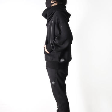 EMBROIDERED BOX HOODIE　BLACK No.18