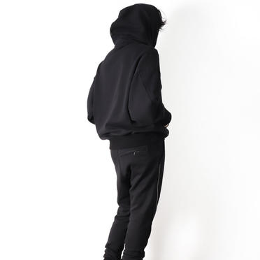 EMBROIDERED BOX HOODIE　BLACK No.24
