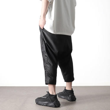 TUCKED CROPPED PANTS　BLACK No.16