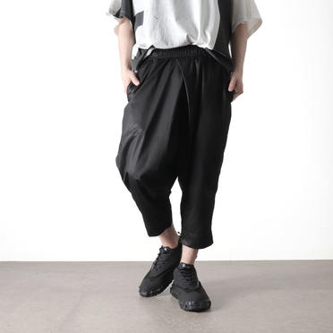 TUCKED CROPPED PANTS　BLACK No.19