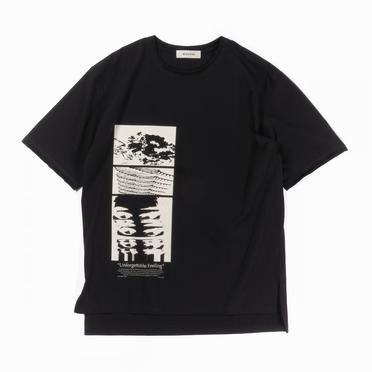 GRAPHIC T-SHIRT "UNFORGETTABLE FEELING"　BLACK No.1