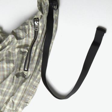 TEXTURED CHECK NYLON WAVE BAG　IVORY CHECK No.4