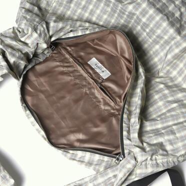 TEXTURED CHECK NYLON WAVE BAG　IVORY CHECK No.5