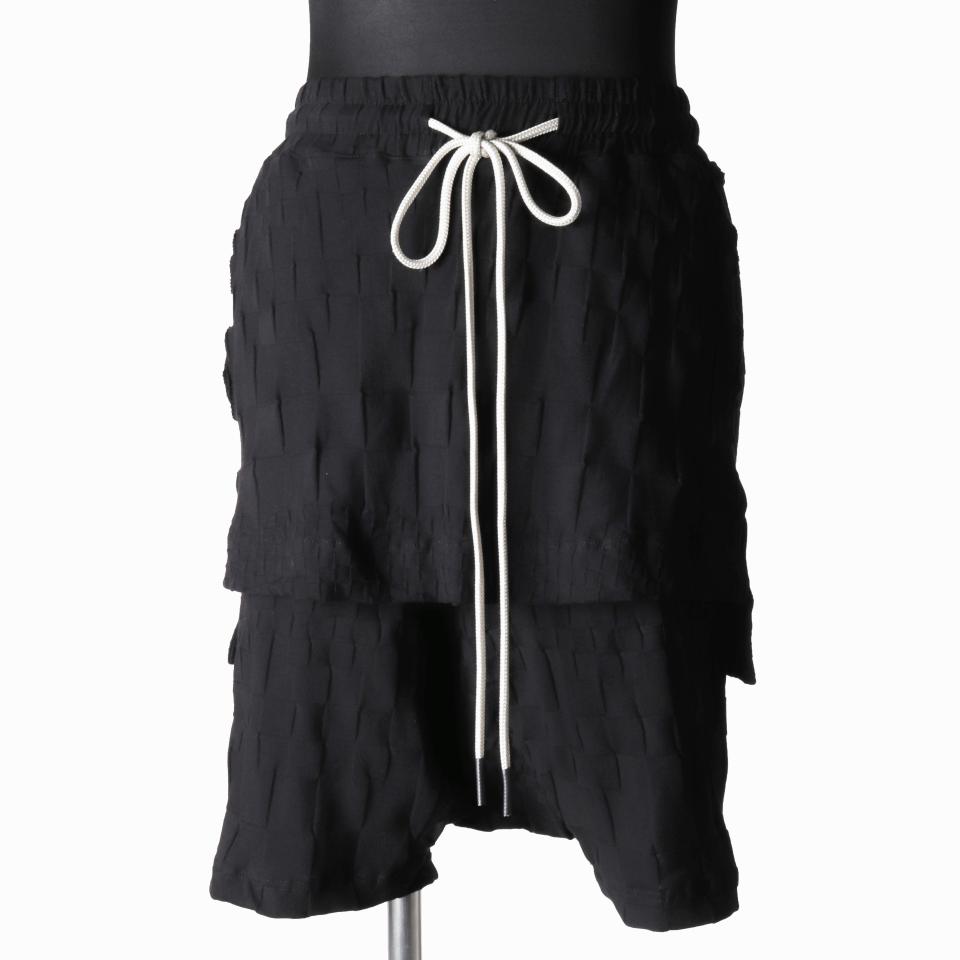 Gradient Plaid Pattern Layered Shorts　BLACK